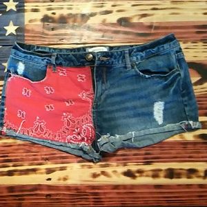 Forever 21 bandana shorts
